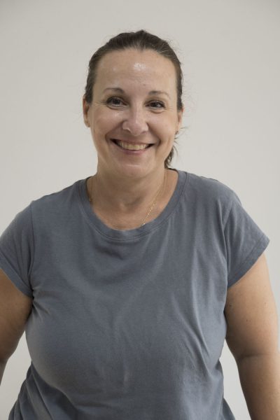 Gema Bono, Administrativa